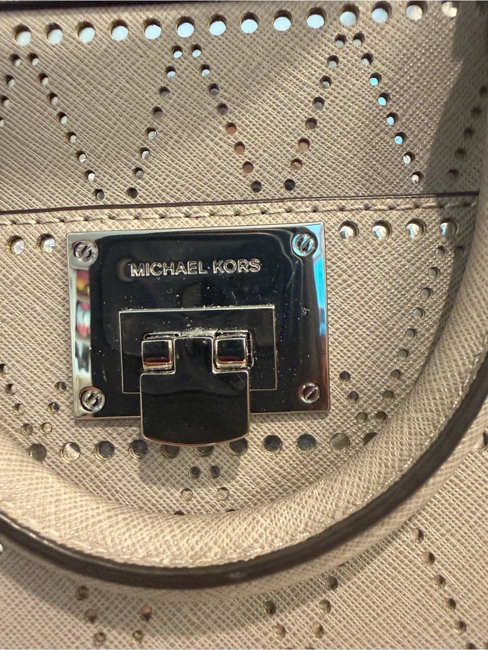 Michael Kors Small Tina Top Zip Messenger In Saffiano Leather Sachel: Pearl Grey